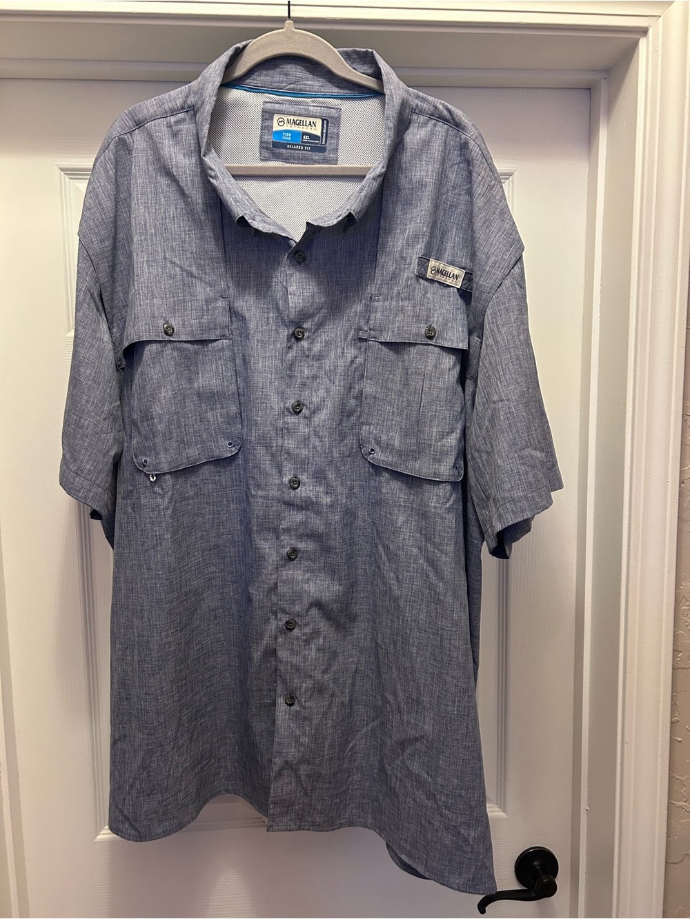 Magellan Outdoors Men’s Short-Sleeve Button-Up Shirt - Blue Chambray